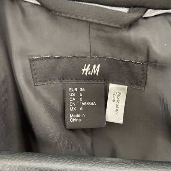 Black H&M single breasted Blazer size 6 - Picture 5 of 9